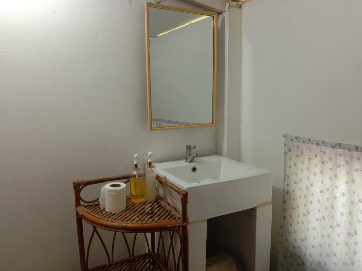 O'Hamok Family Homestay Battambang Exterior photo