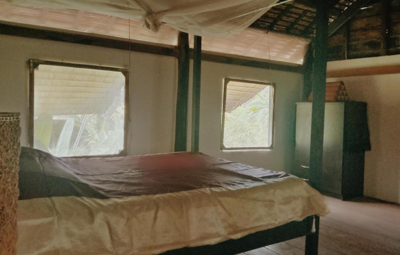 O'Hamok Family Homestay Battambang Exterior photo