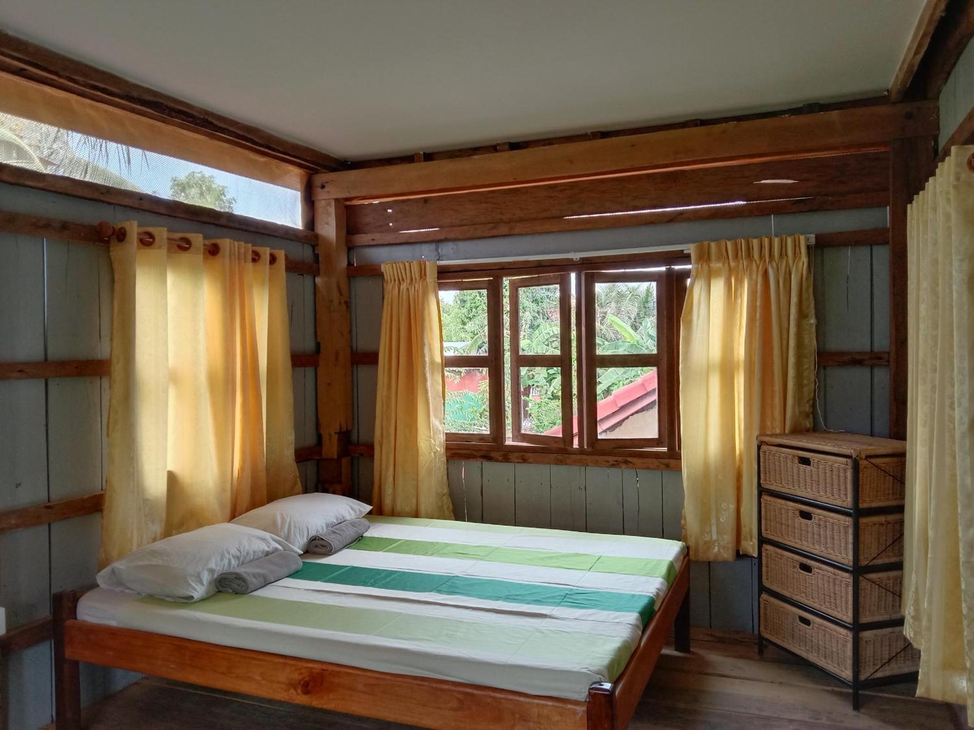 O'Hamok Family Homestay Battambang Exterior photo