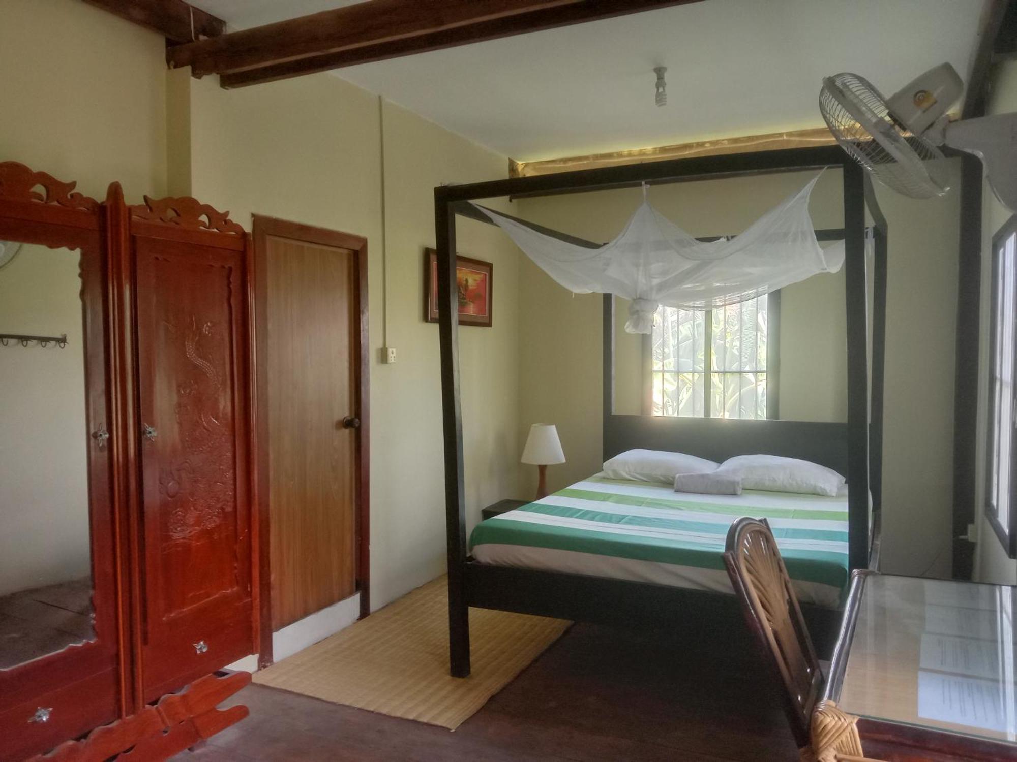 O'Hamok Family Homestay Battambang Exterior photo